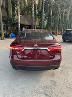 wireless charging pad,very clean,first body, keyless entry,xenon light,V6 engine, navigation system, Bluetooth, radio, reverse camera,alloy wheels,armrest, cupholder,voice command etc